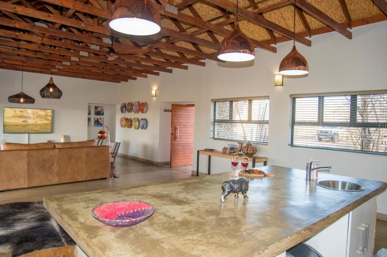 Manzini River House - Mjejane Private Game Reserve, Greater Kruger National Park Villa Hectorspruit