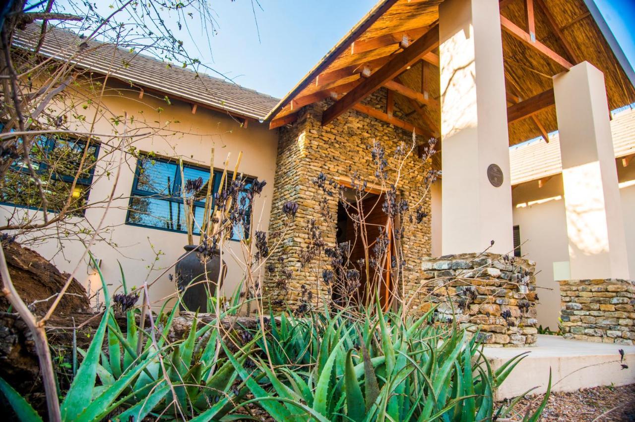 Manzini River House - Mjejane Private Game Reserve, Greater Kruger National Park Villa
