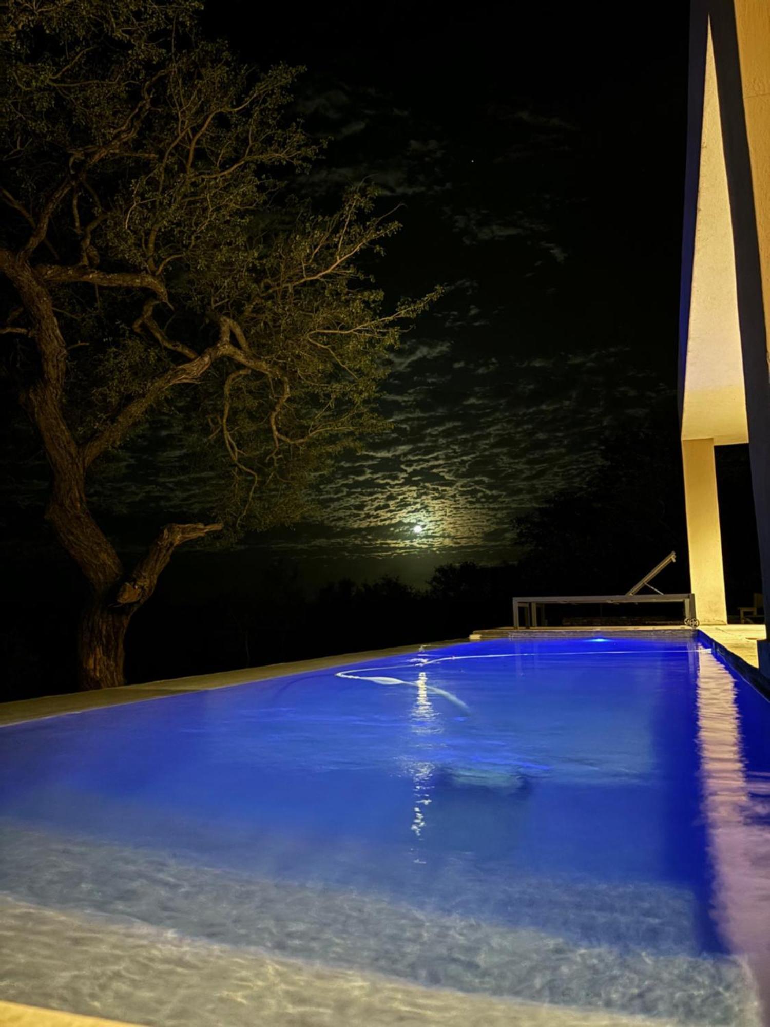 Manzini River House - Mjejane Private Game Reserve, Greater Kruger National Park * Hectorspruit