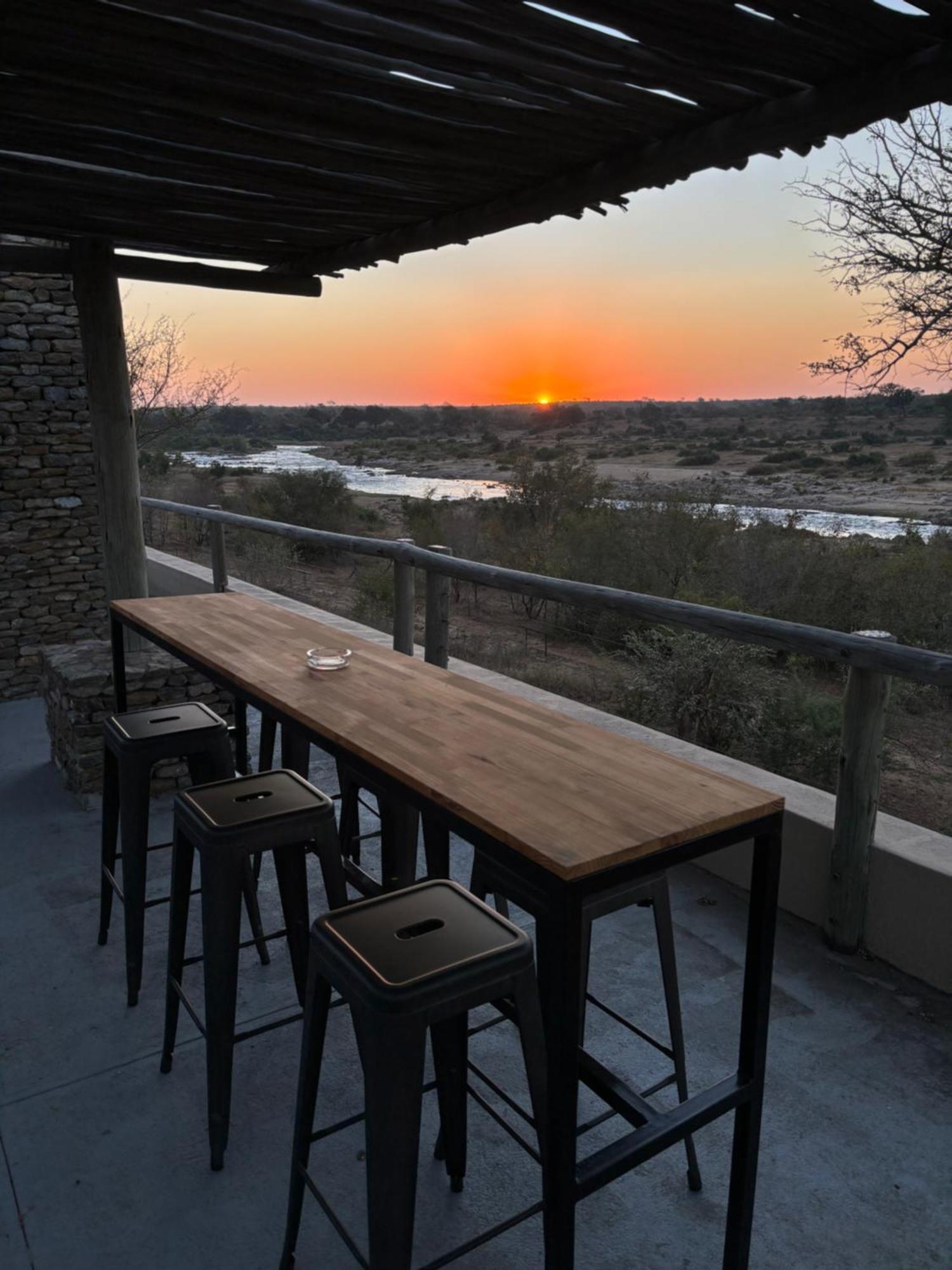 Villa Manzini River House - Mjejane Private Game Reserve, Greater Kruger National Park