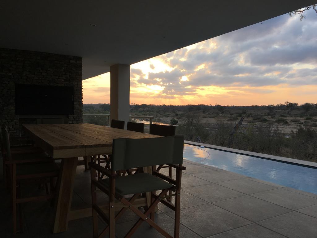 Manzini River House - Mjejane Private Game Reserve, Greater Kruger National Park Villa Hectorspruit
