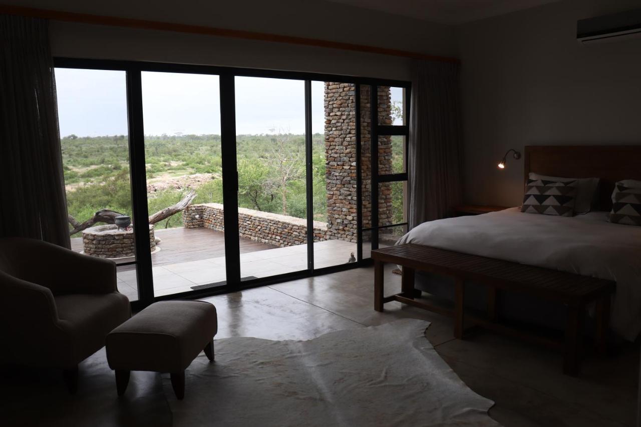 Villa Manzini River House - Mjejane Private Game Reserve, Greater Kruger National Park